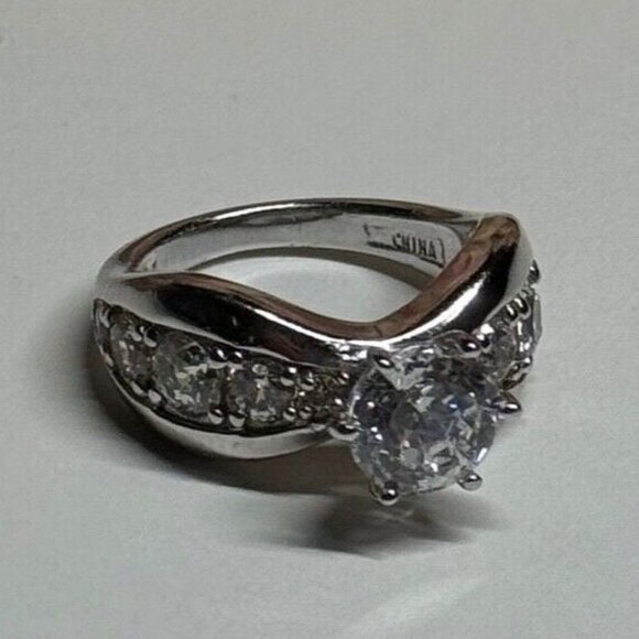 925 STERLING SILVER CZ RING SIZE 6.5 - Picture 8 of 10